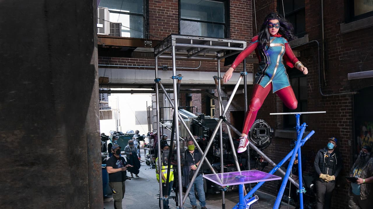 Szene aus GEMEINSAM UNBESIEGBAR: Das Making-of Ms. Marvel
