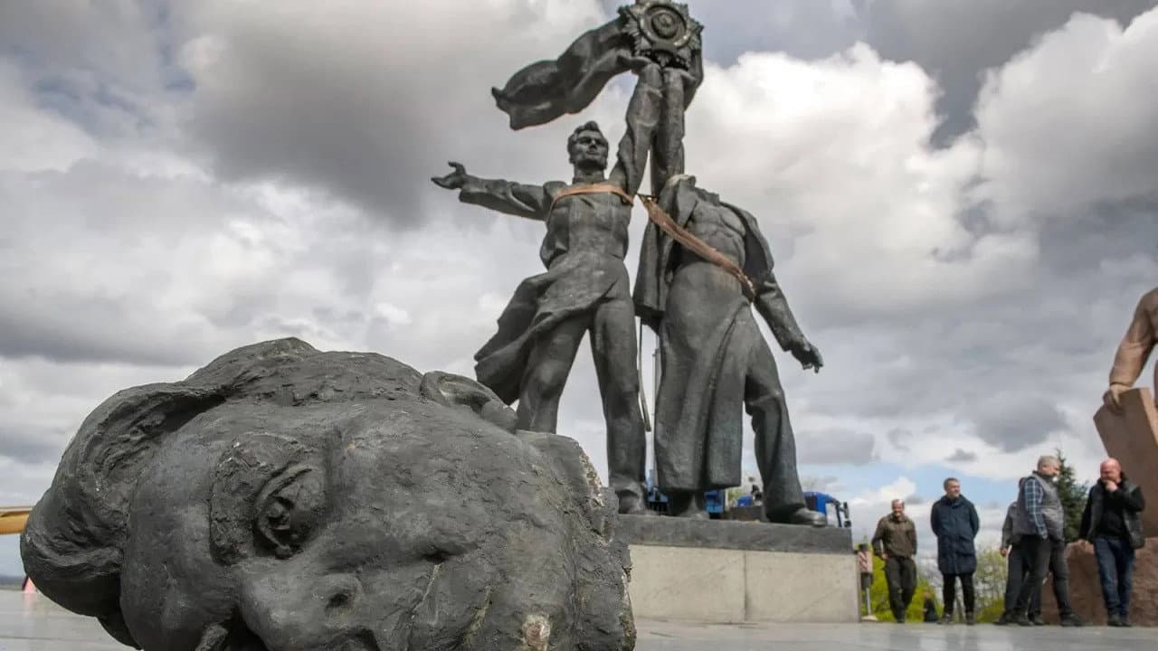 Szene aus Blackbox Ukraine: Kampf um die Geschichte