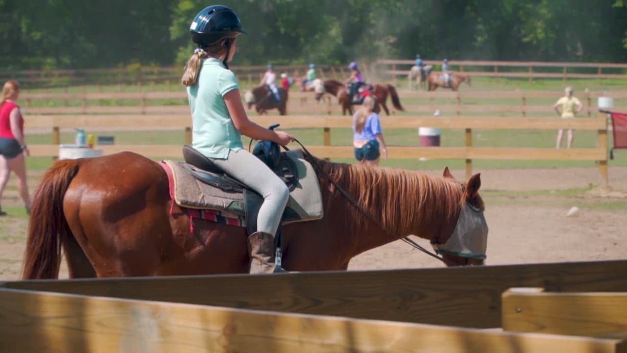 Szene aus Horse Camp - Sommer der Abenteuer