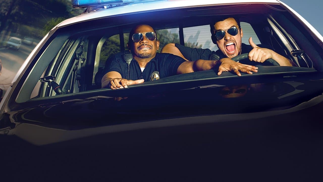Szene aus Let's be Cops - Die Party Bullen