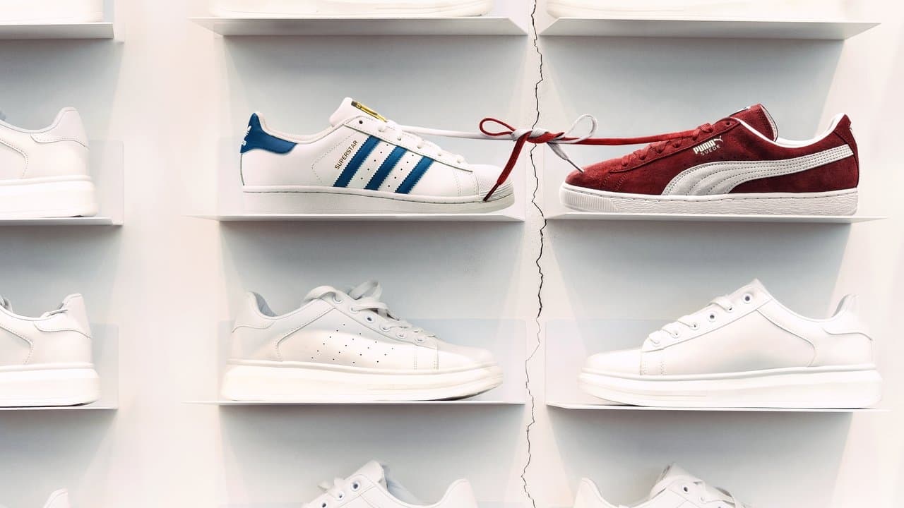 Szene aus Sneaker Wars: Adidas v Puma