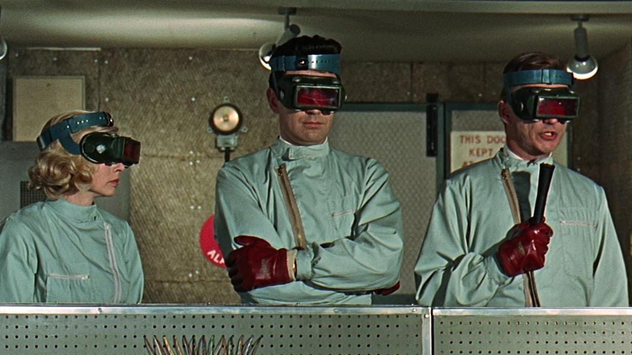 Szene aus Frankenstein 70 - Das Ungeheuer mit der Feuerklaue
