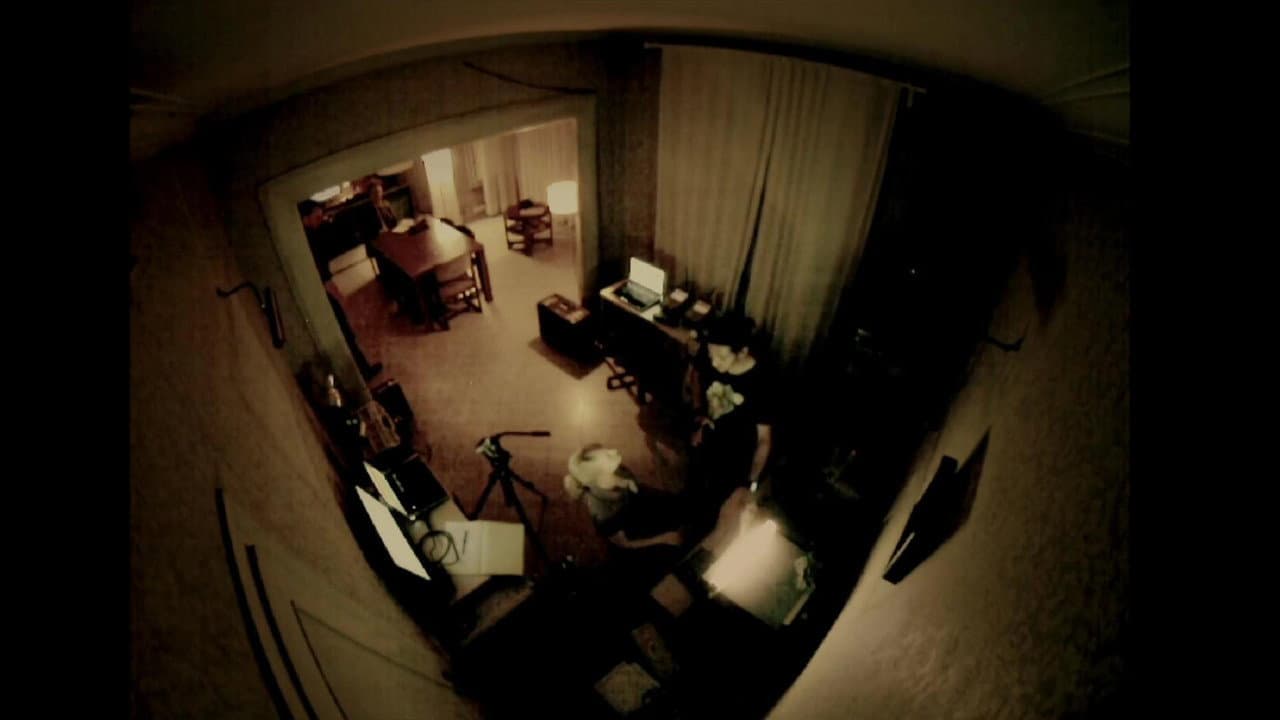 Szene aus Apartment 143