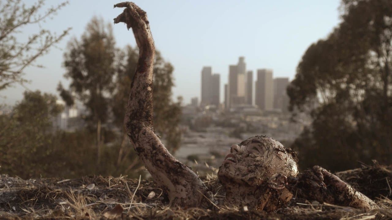 Szene aus Starry Eyes - Träume erfordern Opfer