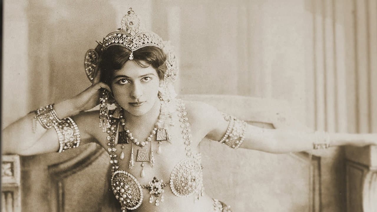 Szene aus Mata Hari: Exotik und Erotik