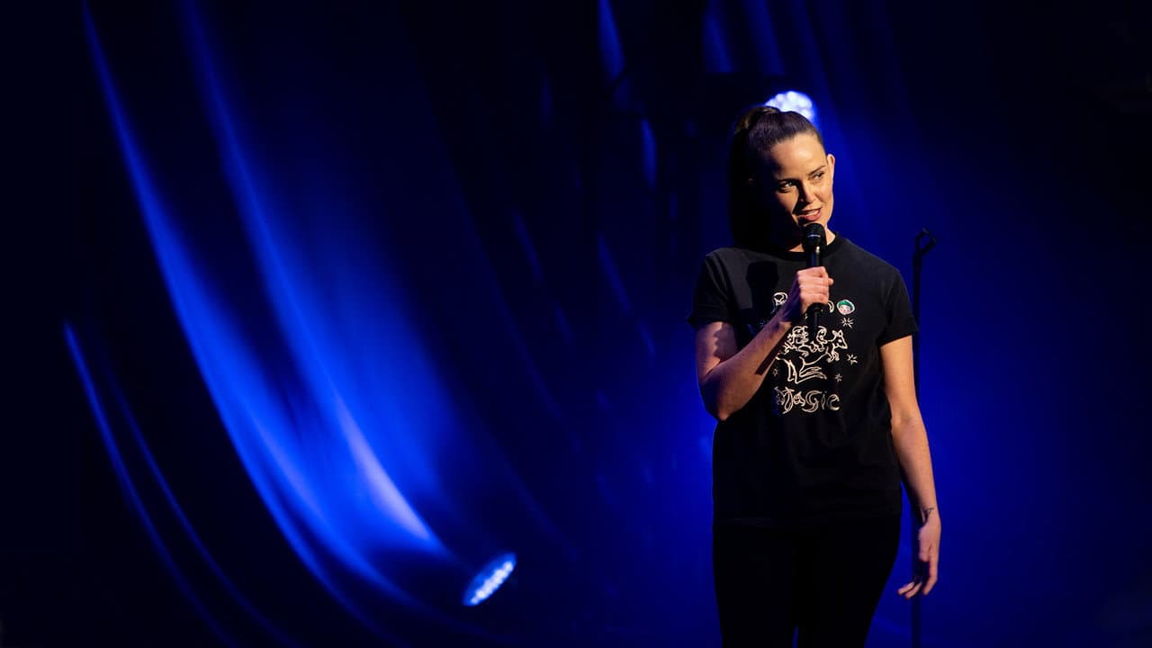 Szene aus Zoë Coombs Marr: Bossy Bottom