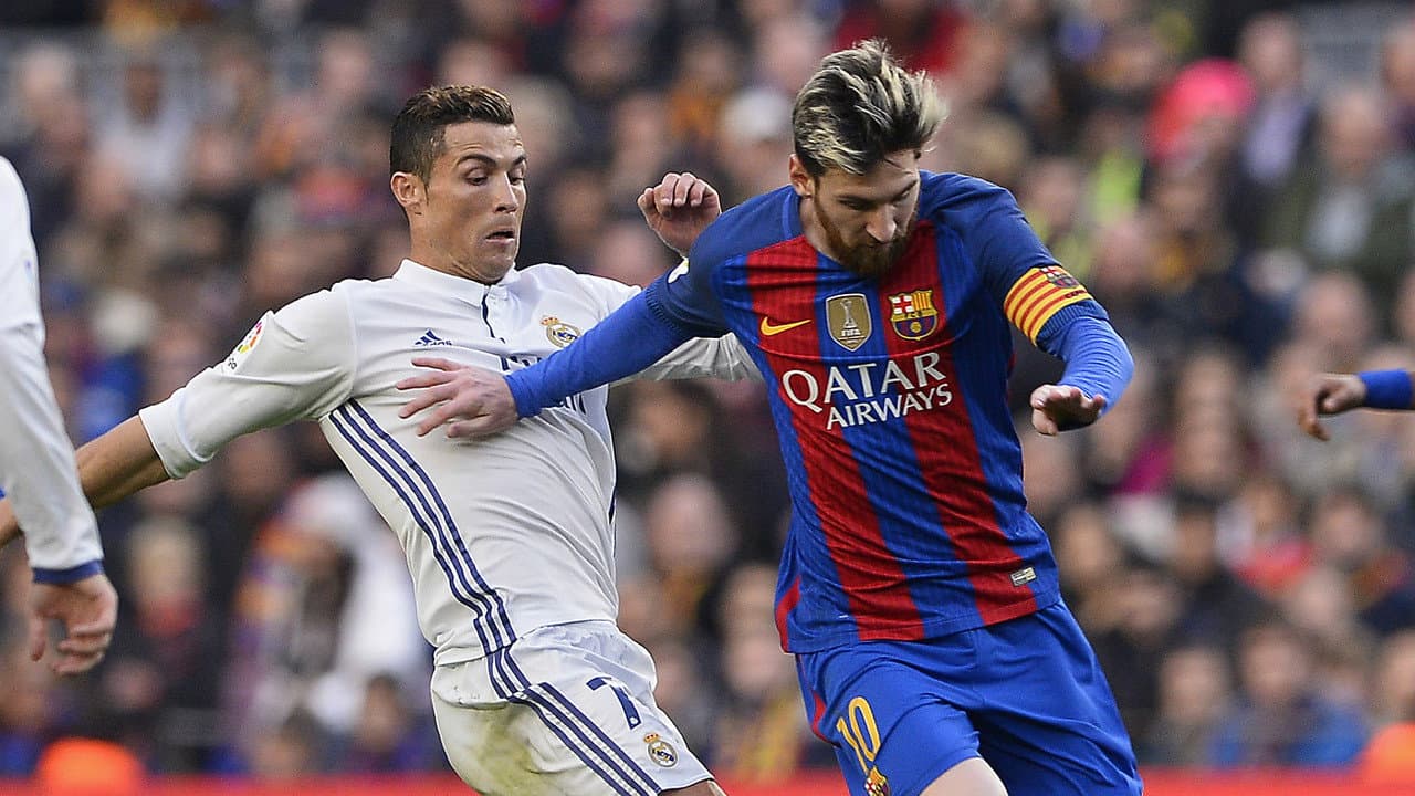 Szene aus Ronaldo vs. Messi