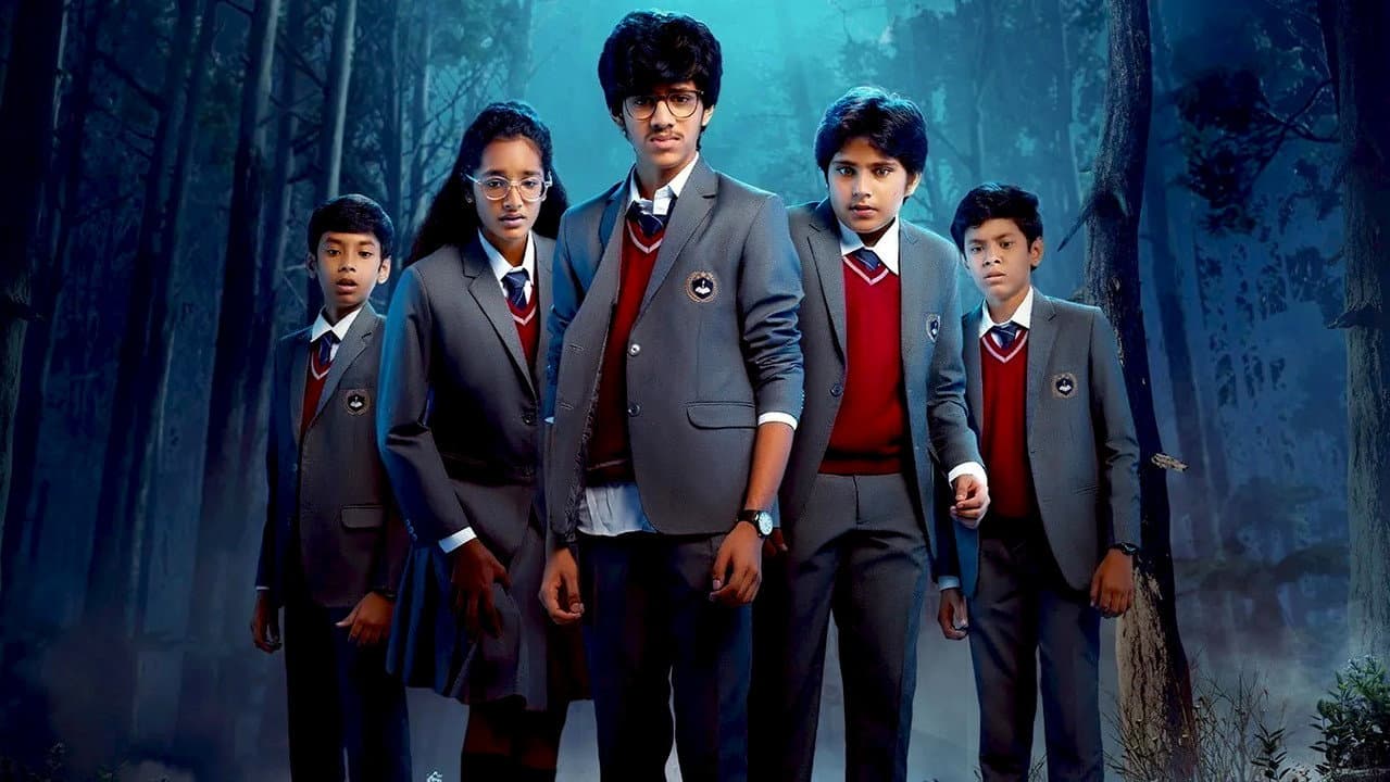 Szene aus ஒரு கோடை Murder Mystery