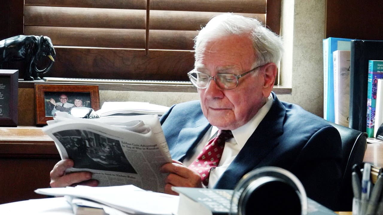 Szene aus Becoming Warren Buffett