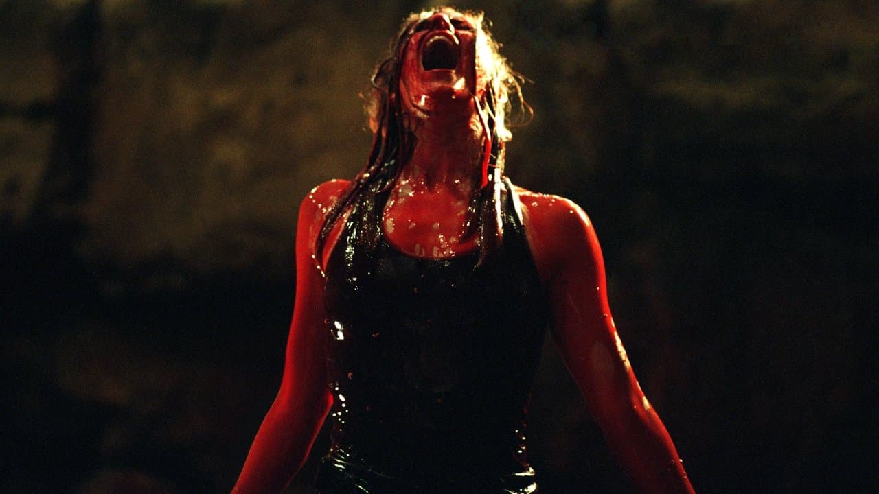 Szene aus The Descent - Abgrund des Grauens