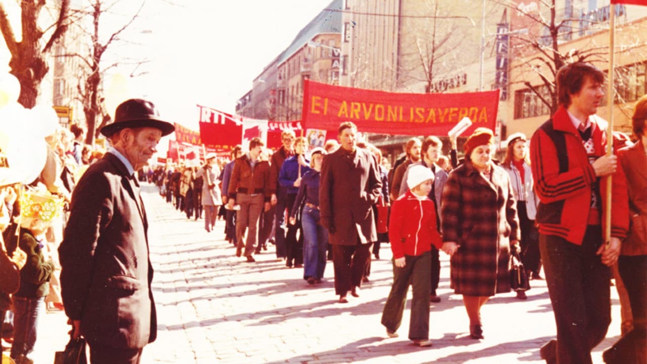 Szene aus Comrade, Where Are You Today?