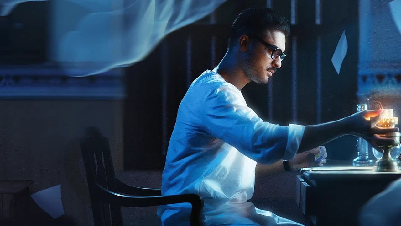 Szene aus നീലവെളിച്ചം