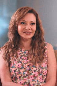 نادين تحسين بيك