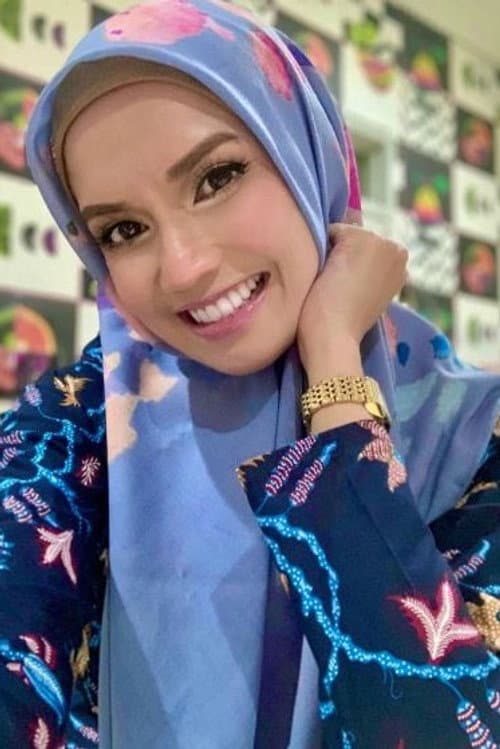 Faezah Elai
