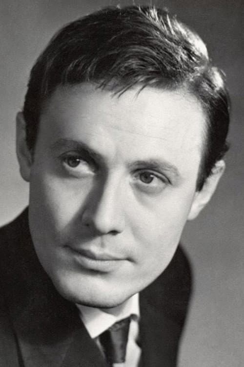 Юрий Соломин