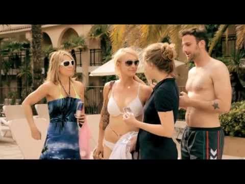 Trailer-Vorschau: Männer zeigen Filme & Frauen ihre Brüste