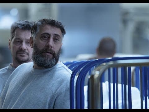 Trailer-Vorschau: Alles auf Rot