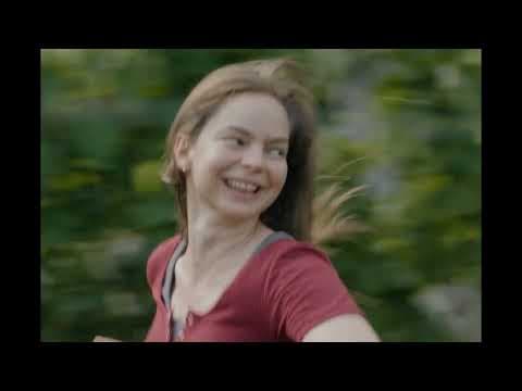 Trailer-Vorschau: Little Trouble Girls