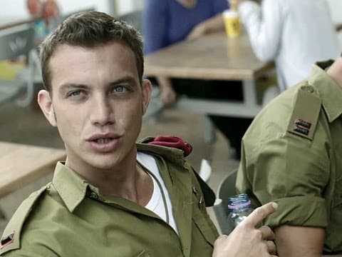 Trailer-Vorschau: Yossi