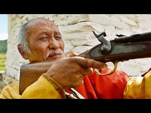 Trailer-Vorschau: Was will der Lama mit dem Gewehr?