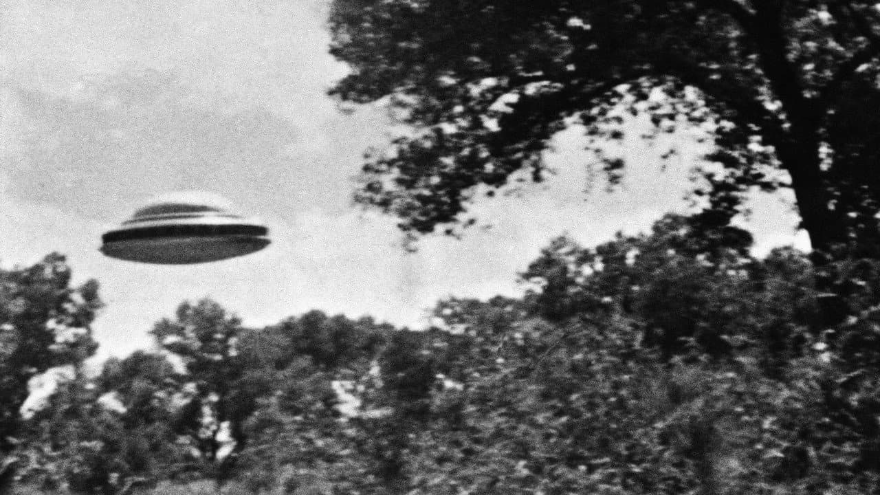 Szene aus Unidentified Flying Objects: The True Story of Flying Saucers