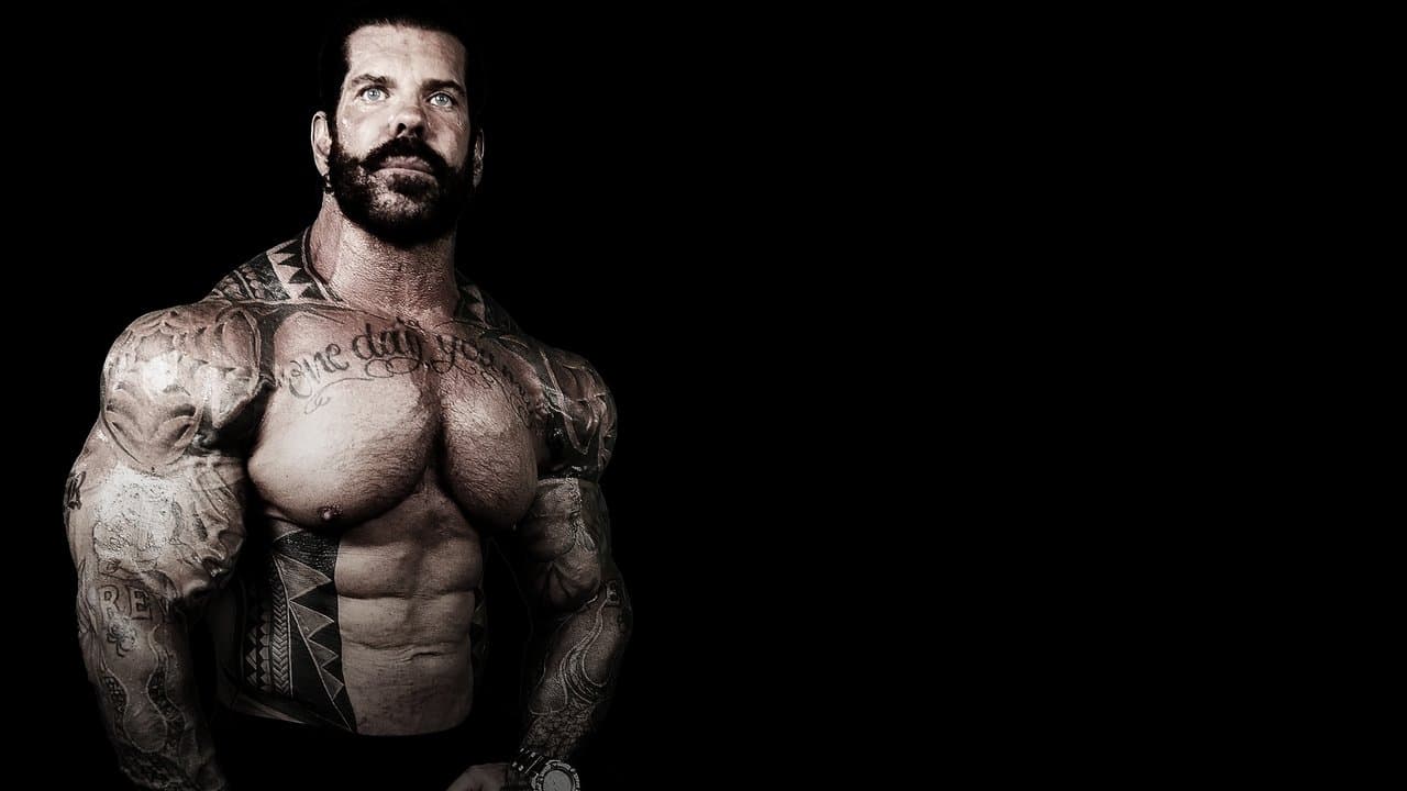 Szene aus Die Rich Piana Story