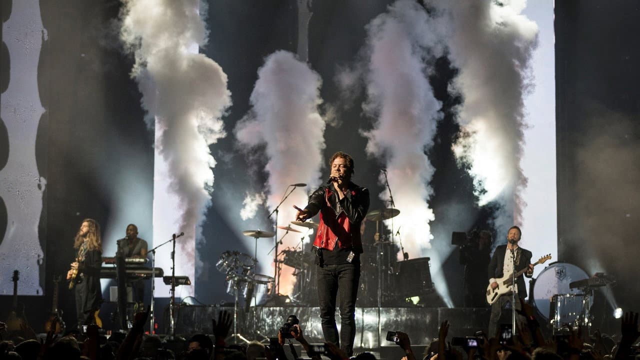 Szene aus Imagine Dragons: Smoke + Mirrors Live