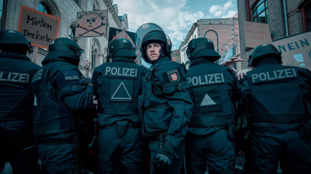 Szene aus Allein zwischen den Fronten